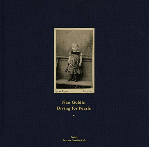 Nan Goldin - Diving for Pearls
